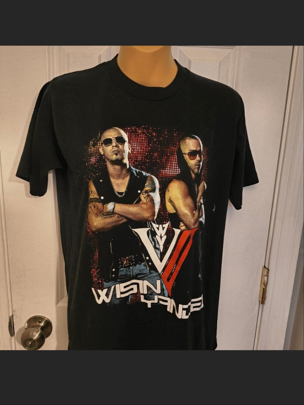 Rare Wisin Y Yandel 2011 World Tour Shirt